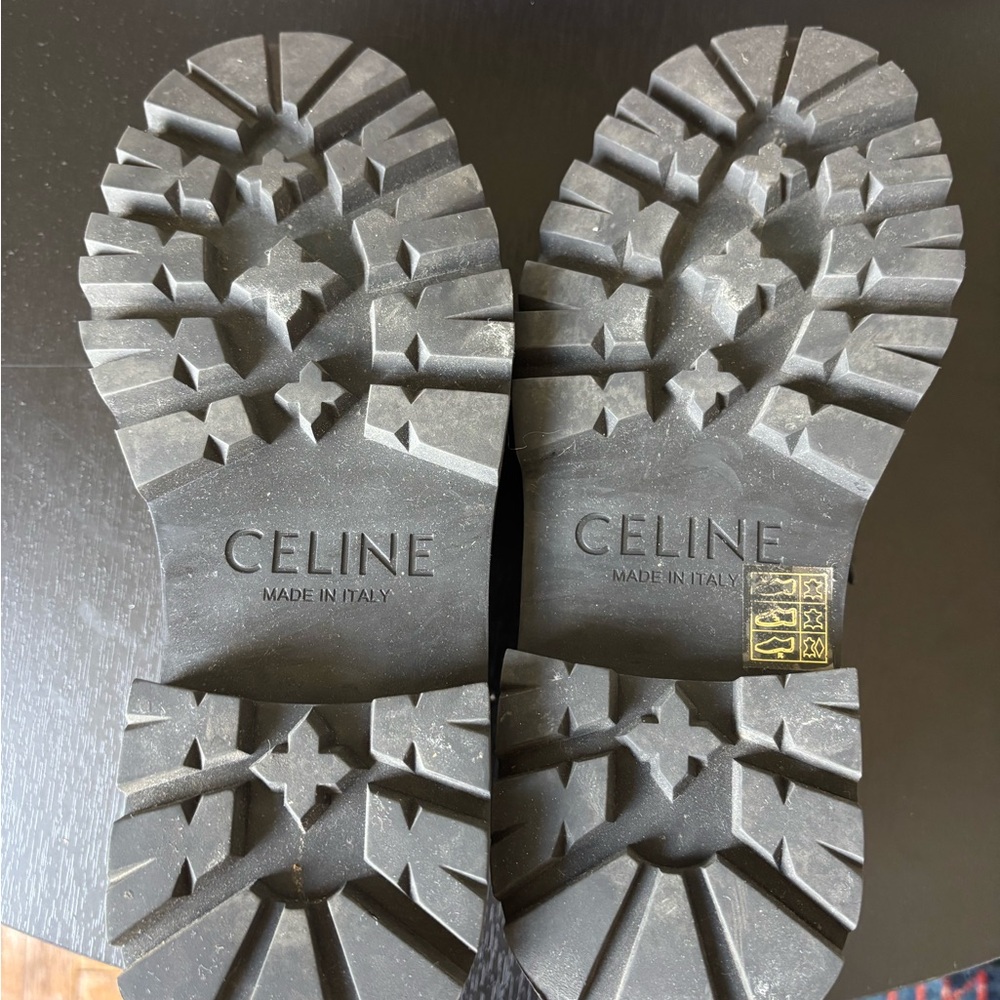 Celine Margaret Loafer in black leather - Picture 4 of 4